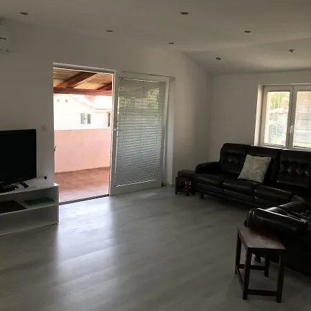 Jeri Delux Apartment *